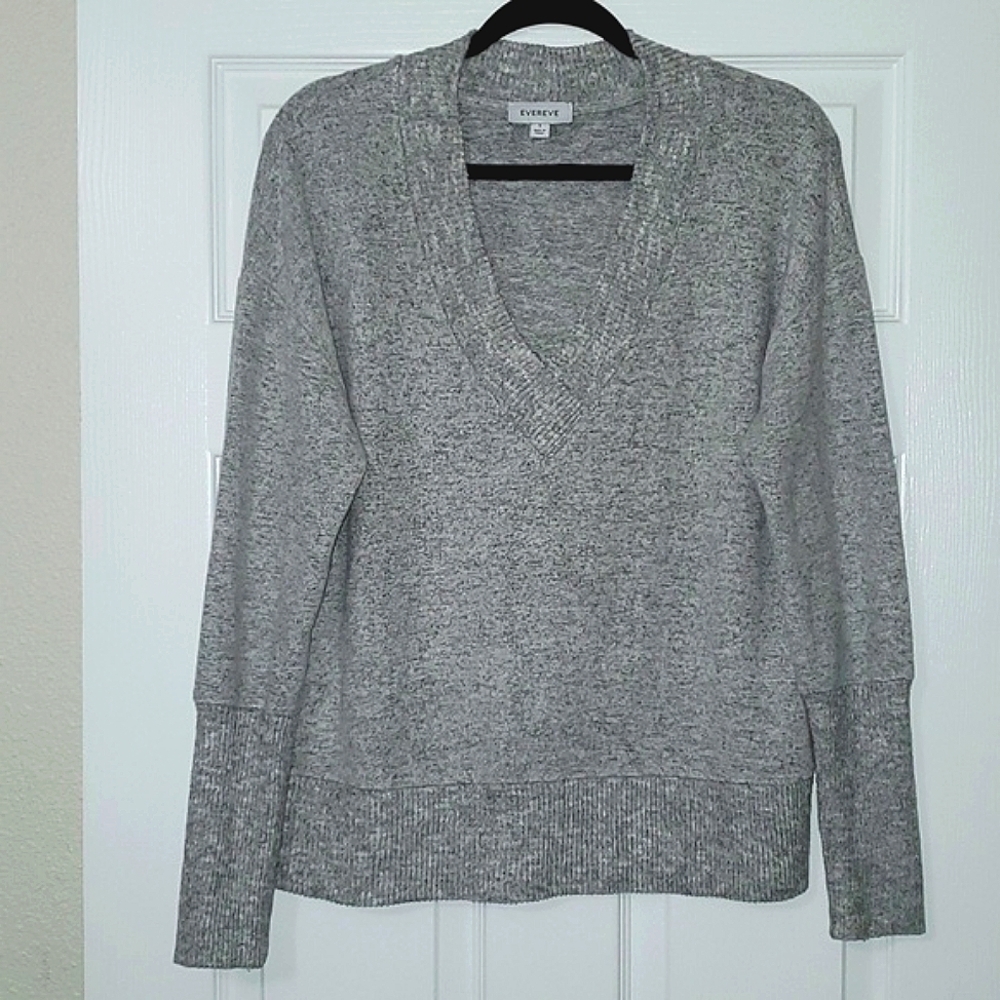 Evereve Maci V Neck Pullover Size Small